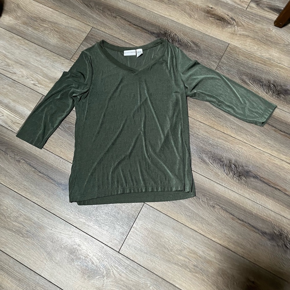 Jaclyn Smith Collection Top Size M